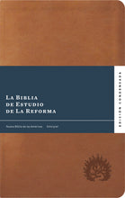 Load image into Gallery viewer, La Biblia de Estudio de La Reforma, Edición Condensada, Spanish Edition — Leather-Like, Light Brown
